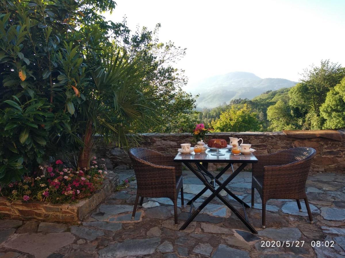 Casa Hortensia Salas  Luaran gambar