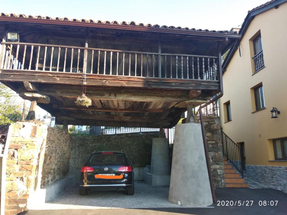 Casa Hortensia Salas  Luaran gambar
